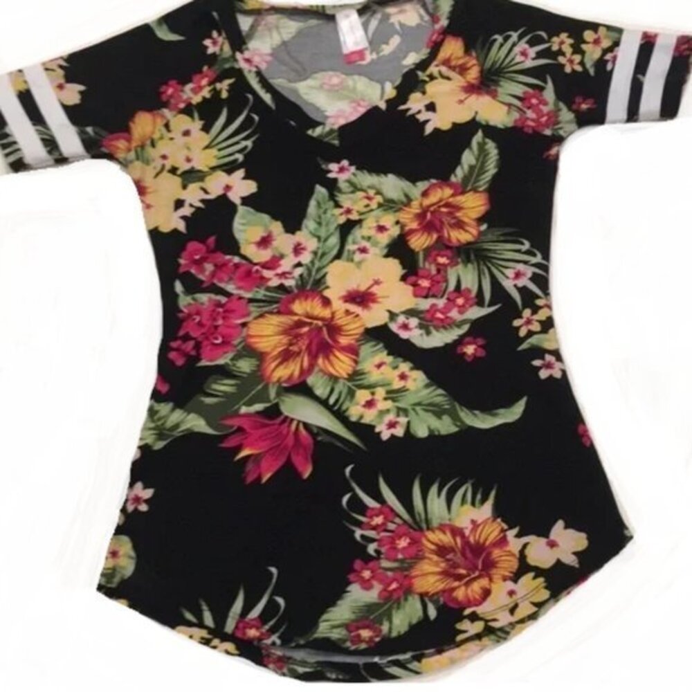 NWOT NOBO Forest theme T-shirt. Size: S/CH (3-5)